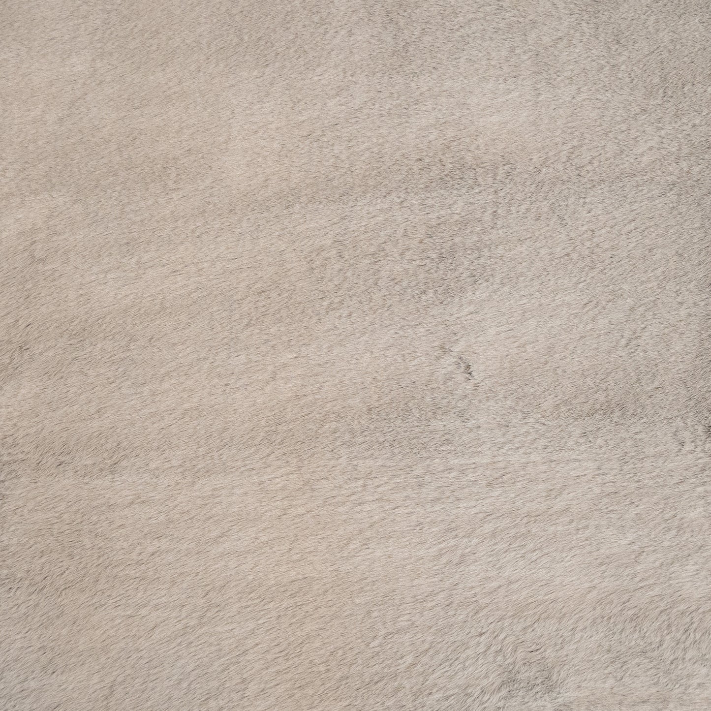 Vloerkleed_Plush_Lichtgrijs_2