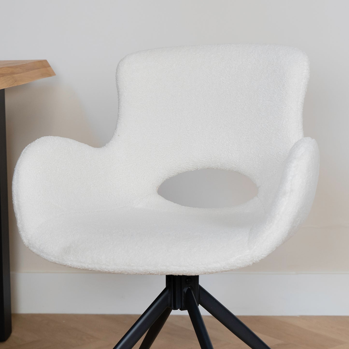 Eetkamerstoel Campo | Wit Teddy | Draaibaar
