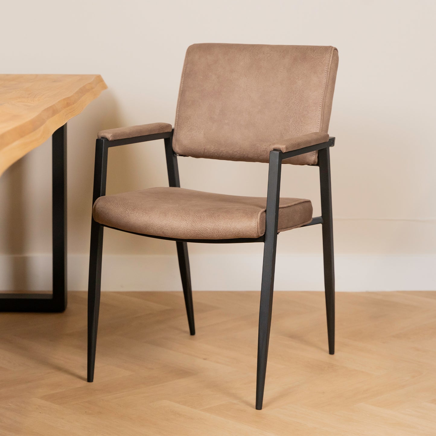 Eetkamerstoel Bodie | Sand Microvezel